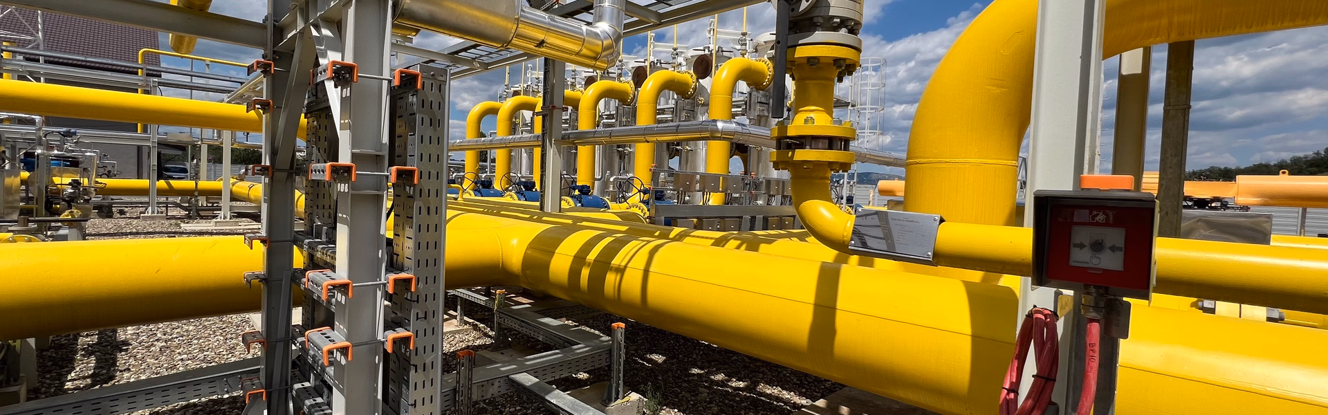 Certificări ISO și autorizații ISCIR, ANRE pentru EDGE ROUND DESIGN SRL