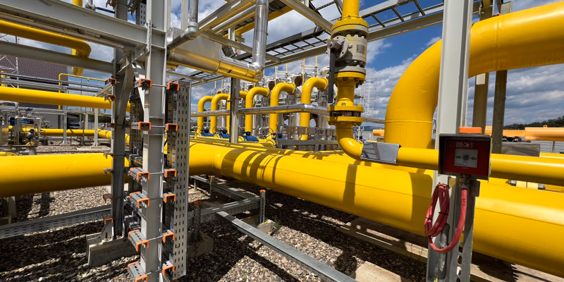 Certificări ISO și autorizații ISCIR, ANRE pentru EDGE ROUND DESIGN SRL